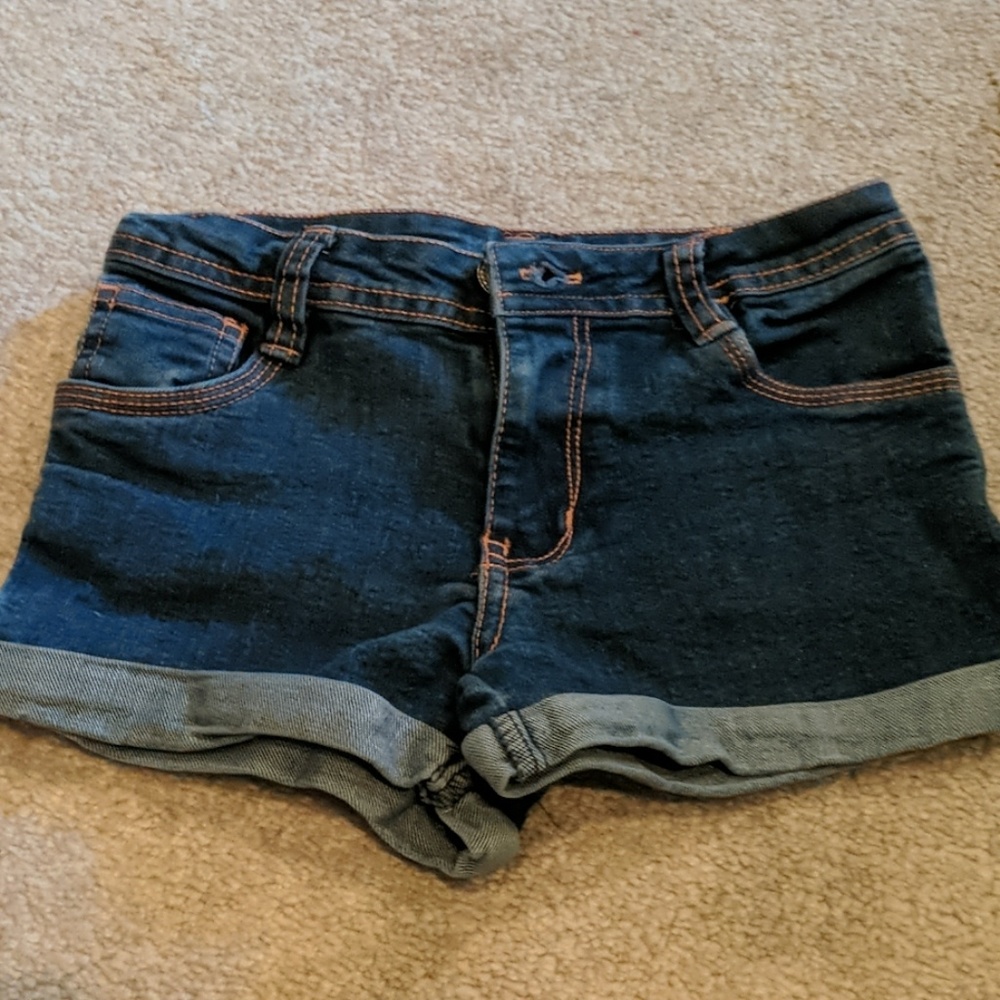 Jean shorts little girl